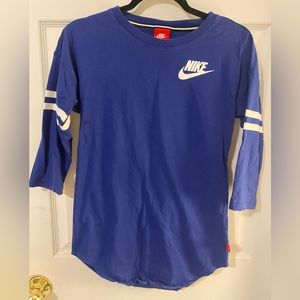 SOLD Women’s XS Nike Blue 3/4 Sleeve Shirt w/ Yellow Lettering On Back